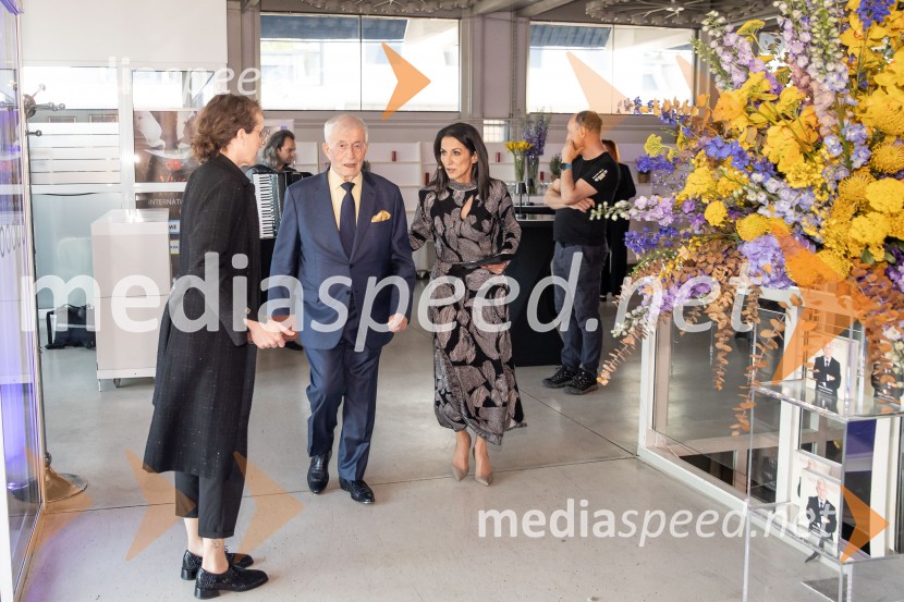 Predstavitev knjige Petra Čeferina Smeh na sodišču