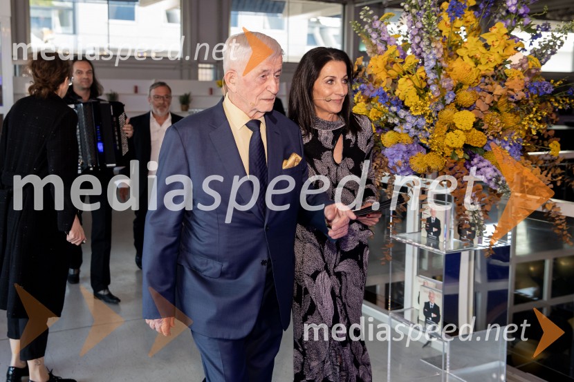 Predstavitev knjige Petra Čeferina Smeh na sodišču