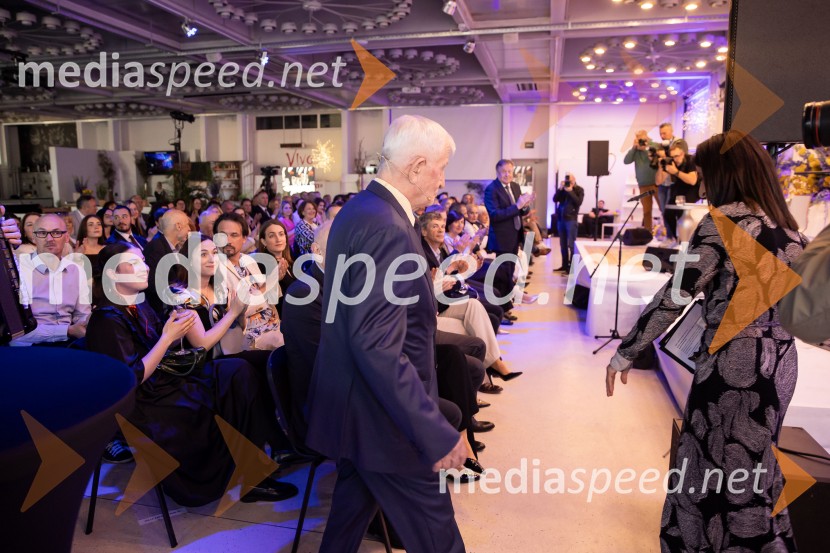 Predstavitev knjige Petra Čeferina Smeh na sodišču