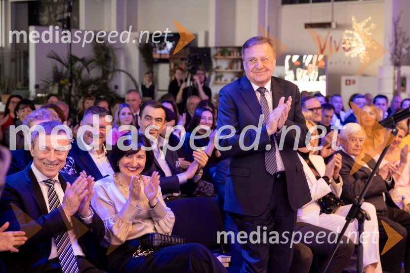 Predstavitev knjige Petra Čeferina Smeh na sodišču