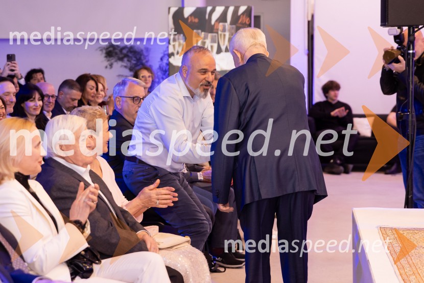 Predstavitev knjige Petra Čeferina Smeh na sodišču