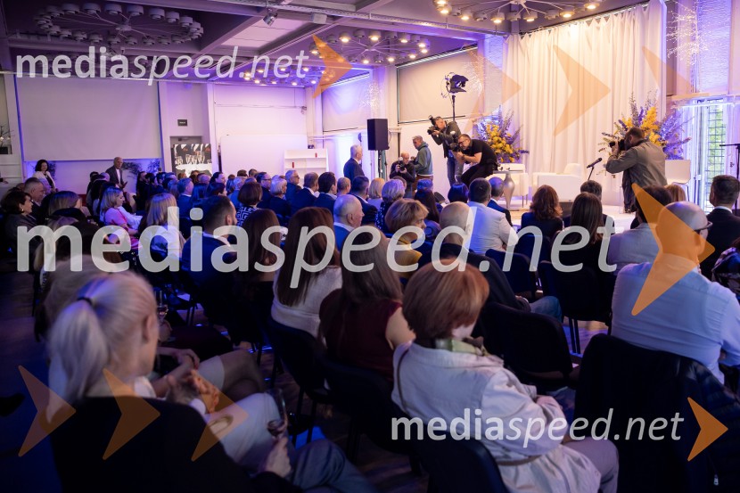 Predstavitev knjige Petra Čeferina Smeh na sodišču