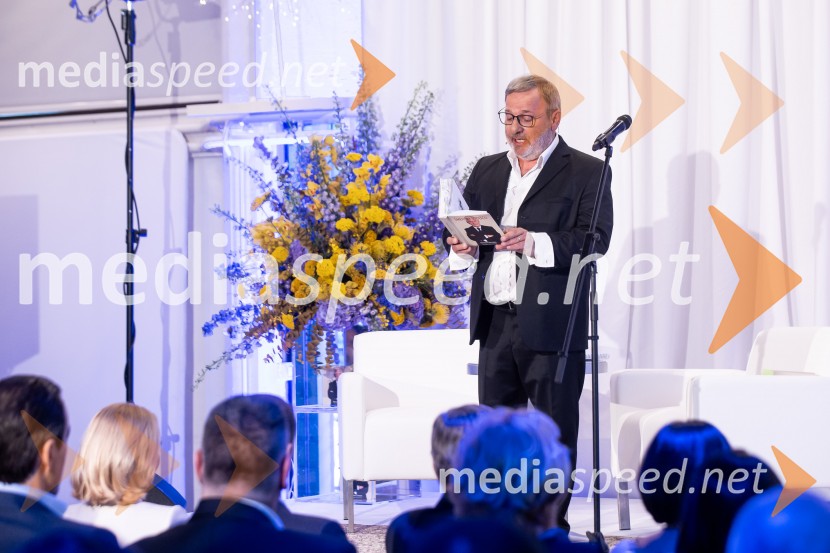 Predstavitev knjige Petra Čeferina Smeh na sodišču