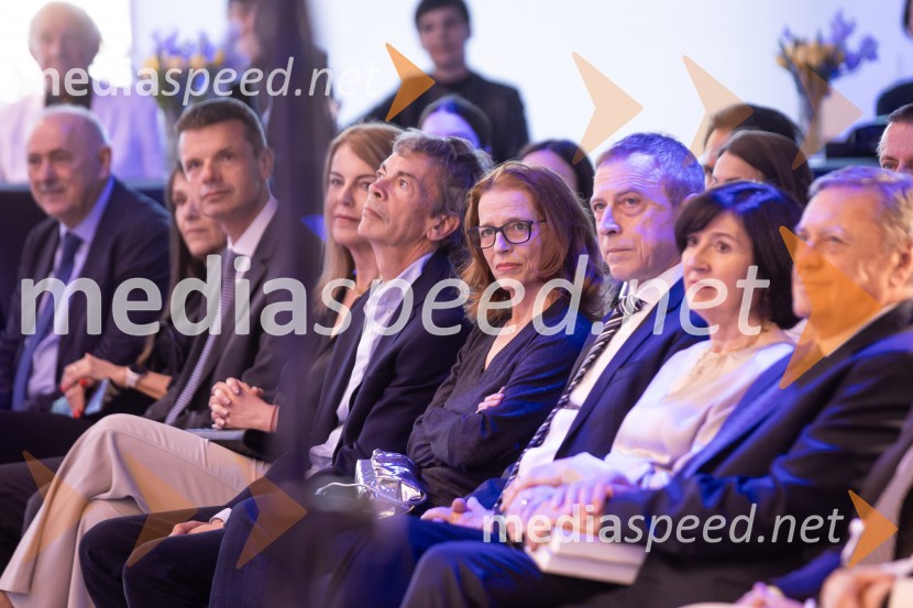 Predstavitev knjige Petra Čeferina Smeh na sodišču