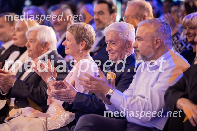 Predstavitev knjige Petra Čeferina Smeh na sodišču