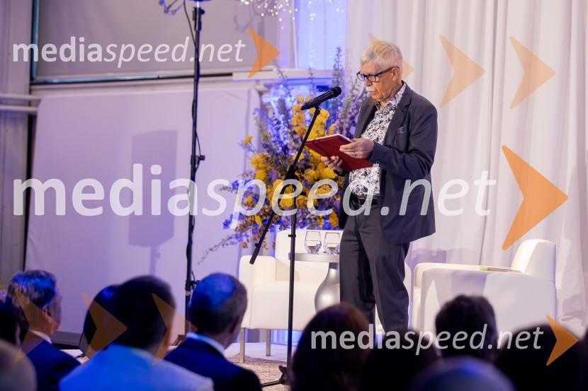 Predstavitev knjige Petra Čeferina Smeh na sodišču