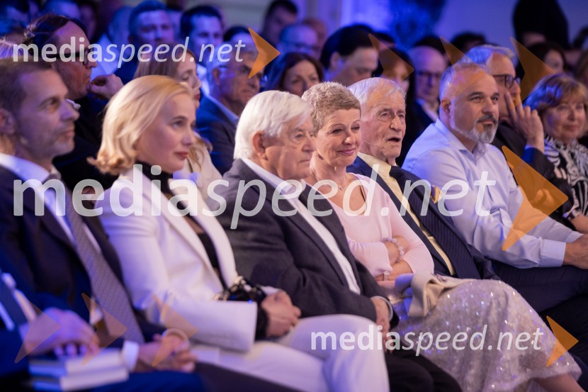 Predstavitev knjige Petra Čeferina Smeh na sodišču