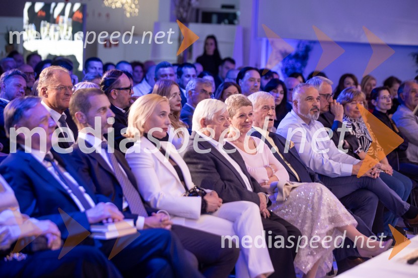 Predstavitev knjige Petra Čeferina Smeh na sodišču