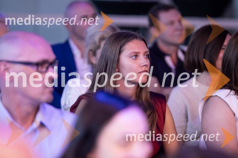 Predstavitev knjige Petra Čeferina Smeh na sodišču