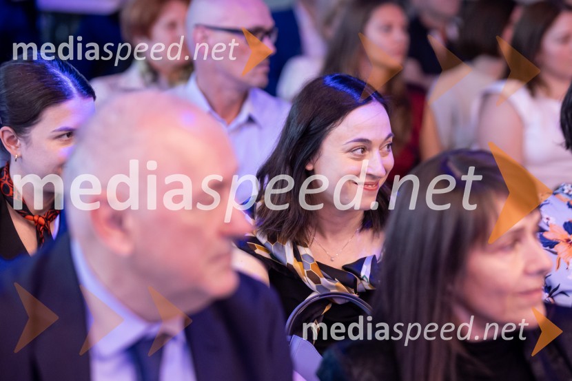 Predstavitev knjige Petra Čeferina Smeh na sodišču