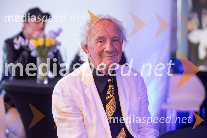 Predstavitev knjige Petra Čeferina Smeh na sodišču