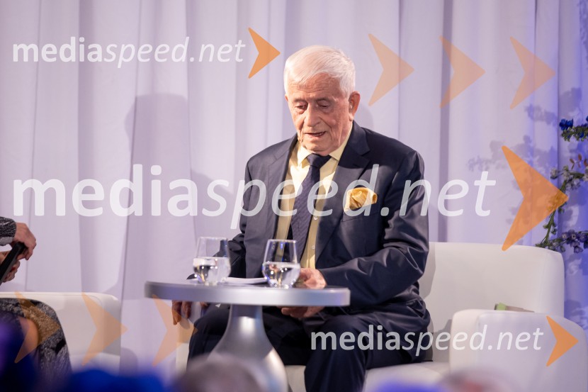 Predstavitev knjige Petra Čeferina Smeh na sodišču