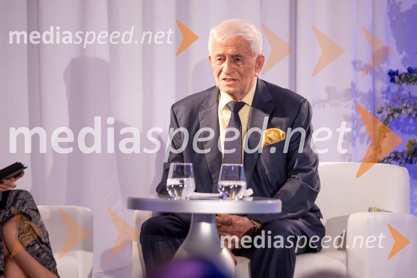 Predstavitev knjige Petra Čeferina Smeh na sodišču