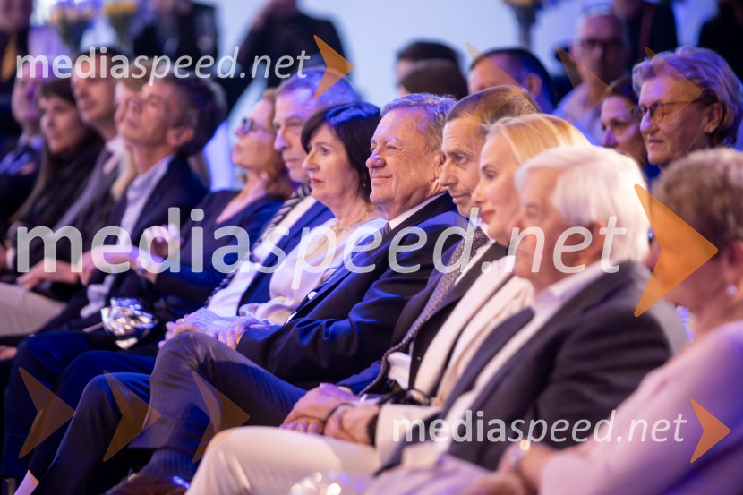 Predstavitev knjige Petra Čeferina Smeh na sodišču