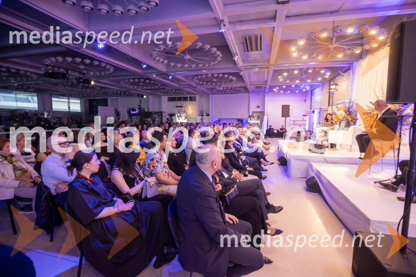 Predstavitev knjige Petra Čeferina Smeh na sodišču