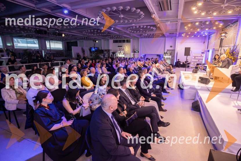 Predstavitev knjige Petra Čeferina Smeh na sodišču