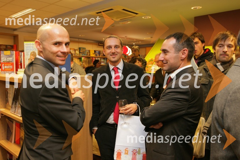 Andrej Bergant, predsednik uprave Mladinske knjige Trgovine in Ivan Gračan, direktor maloprodaje Mladinske knjige TrgovineMladinska knjiga, odprtje Mestne knjigarne Maribor