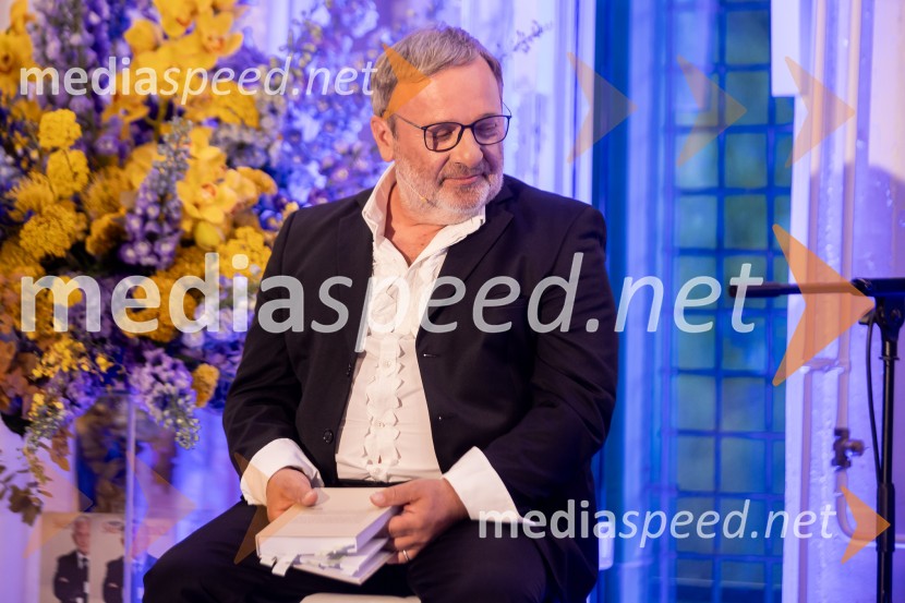 Predstavitev knjige Petra Čeferina Smeh na sodišču