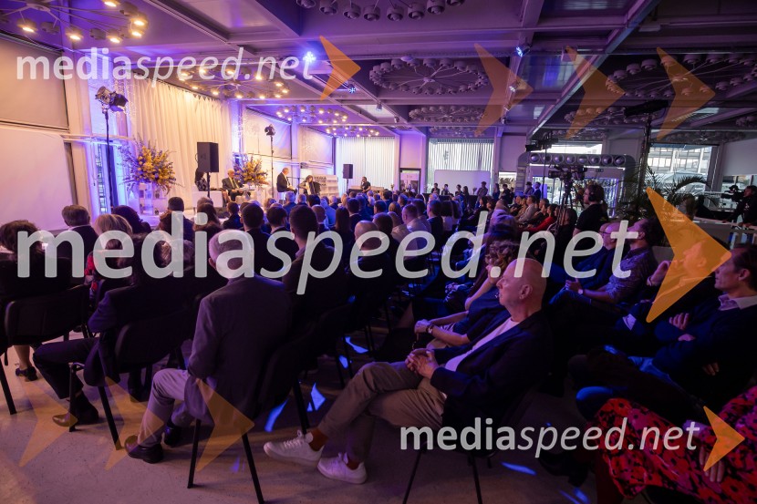 Predstavitev knjige Petra Čeferina Smeh na sodišču