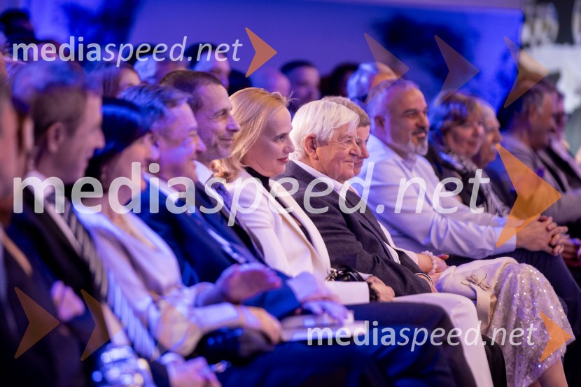 Predstavitev knjige Petra Čeferina Smeh na sodišču