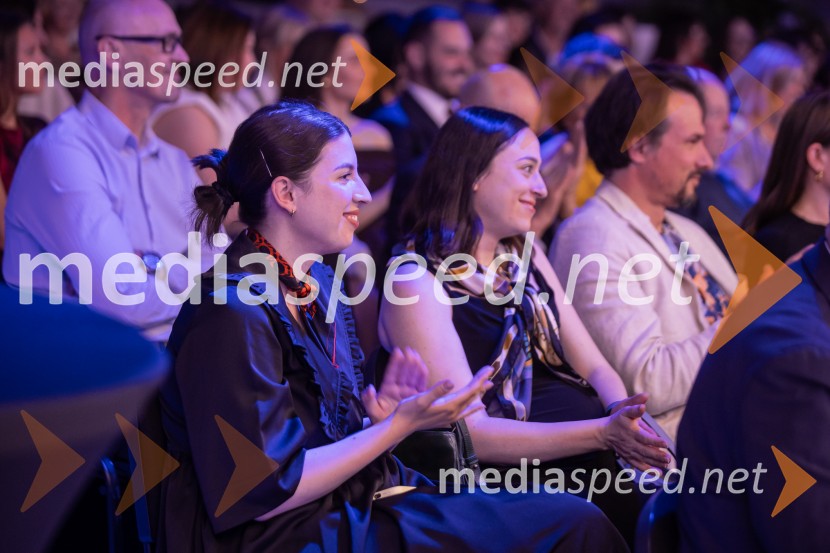 Predstavitev knjige Petra Čeferina Smeh na sodišču