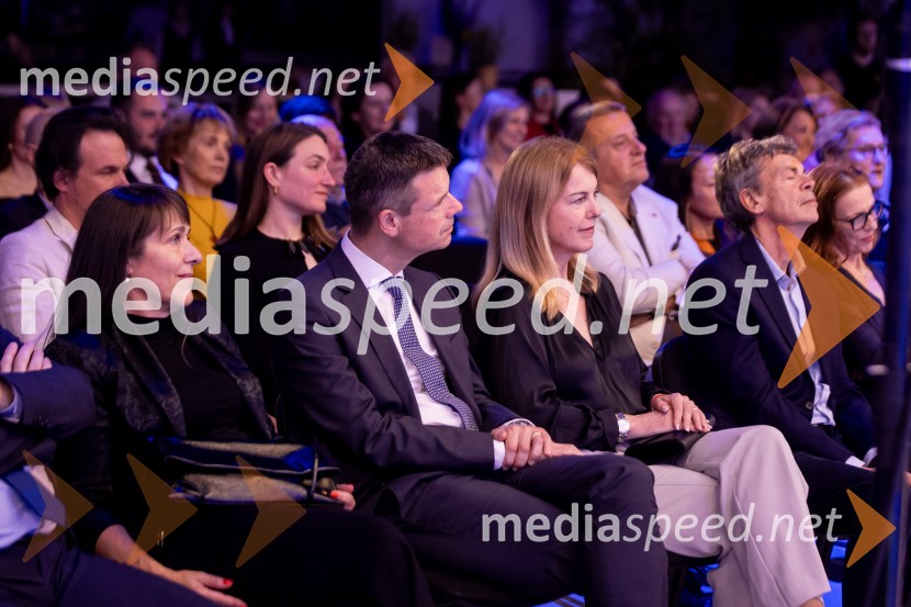 Predstavitev knjige Petra Čeferina Smeh na sodišču