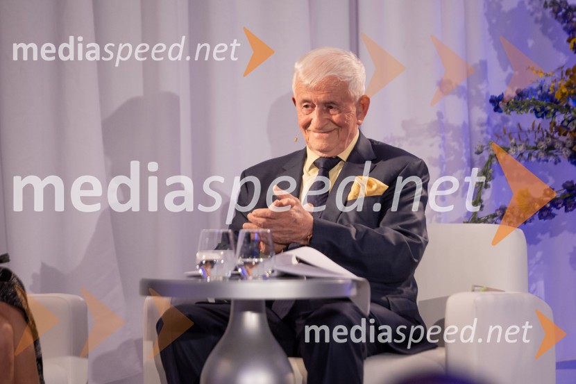 Predstavitev knjige Petra Čeferina Smeh na sodišču