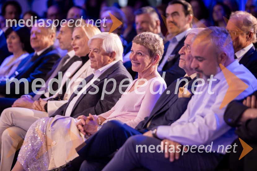 Predstavitev knjige Petra Čeferina Smeh na sodišču