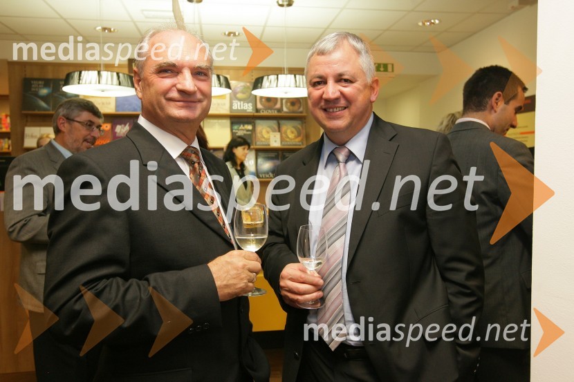 Franc Ješovnik, predsednik uprave Zvon dva holding in Peter Tomšič, predsednik uprave Mladinske knjige ZaložbeMladinska knjiga, odprtje Mestne knjigarne Maribor