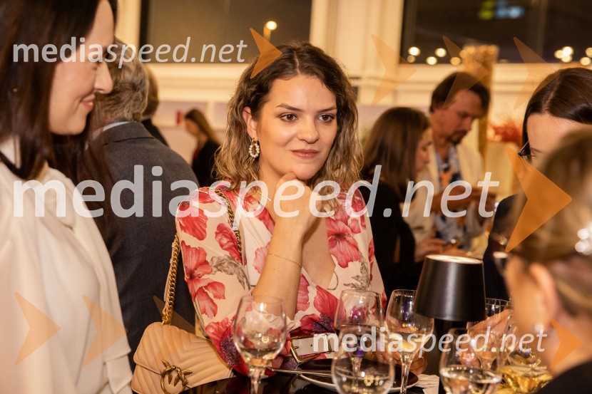 Predstavitev knjige Petra Čeferina Smeh na sodišču