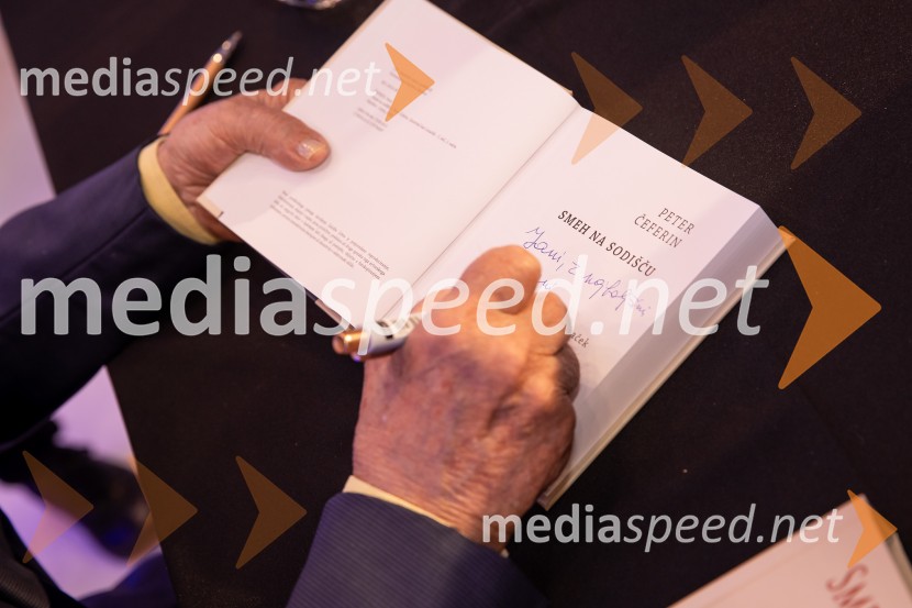 Predstavitev knjige Petra Čeferina Smeh na sodišču