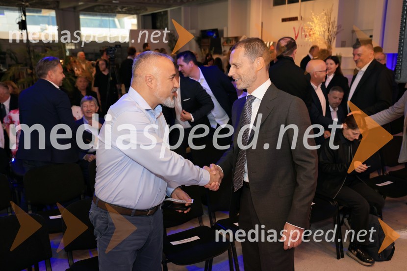 Smeh na sodišču, predstavitev knjige Petra Čeferina