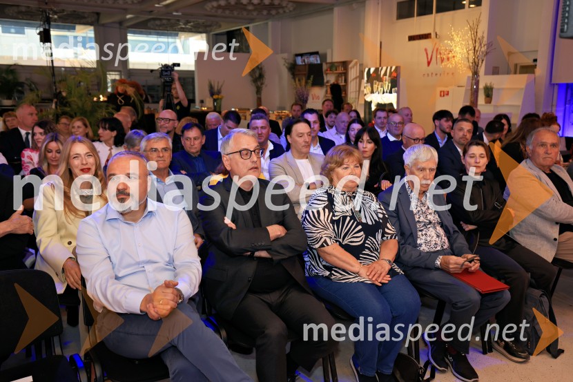 Smeh na sodišču, predstavitev knjige Petra Čeferina