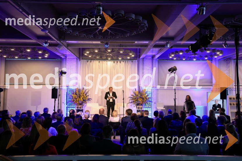 Smeh na sodišču, predstavitev knjige Petra Čeferina