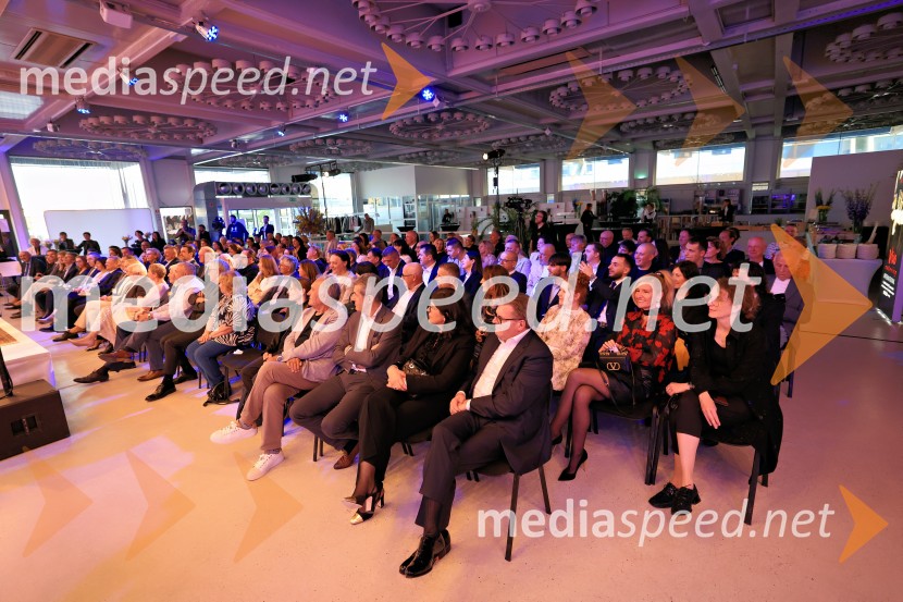 Smeh na sodišču, predstavitev knjige Petra Čeferina