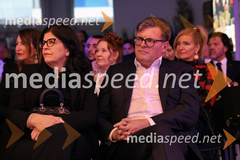 Smeh na sodišču, predstavitev knjige Petra Čeferina