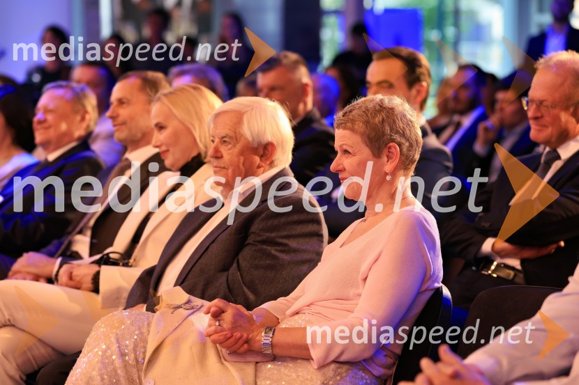 Smeh na sodišču, predstavitev knjige Petra Čeferina