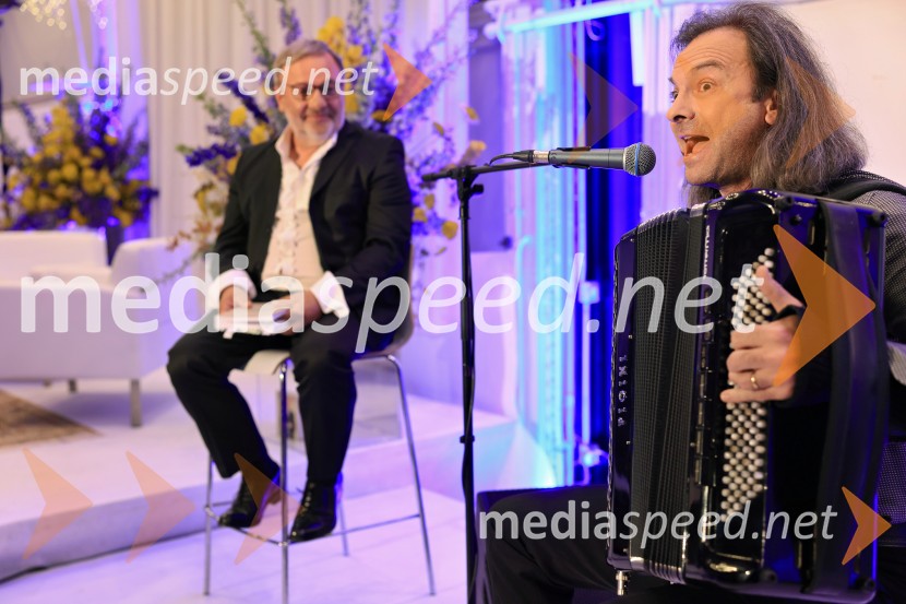  Bojan Emeršič, igralec;  Marko Hatlak, harmonikarSmeh na sodišču, predstavitev knjige Petra Čeferina