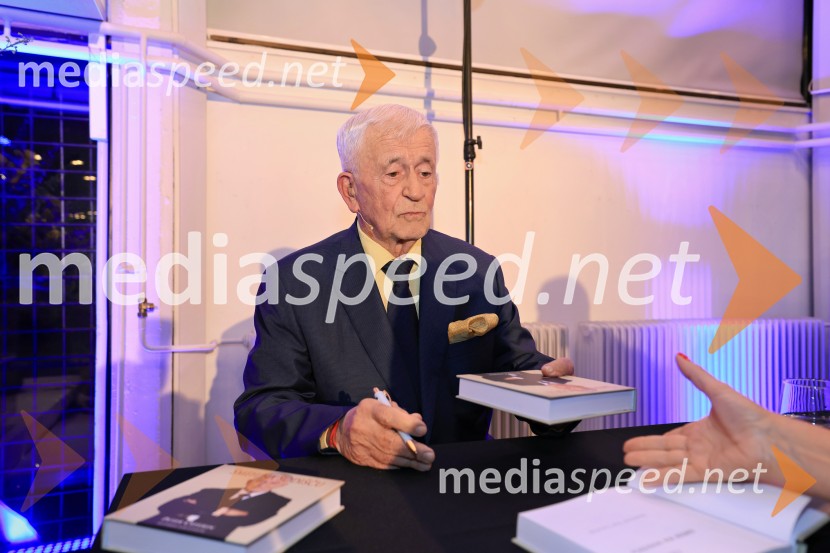 dr. Peter  Čeferin, pravnik, pisateljSmeh na sodišču, predstavitev knjige Petra Čeferina