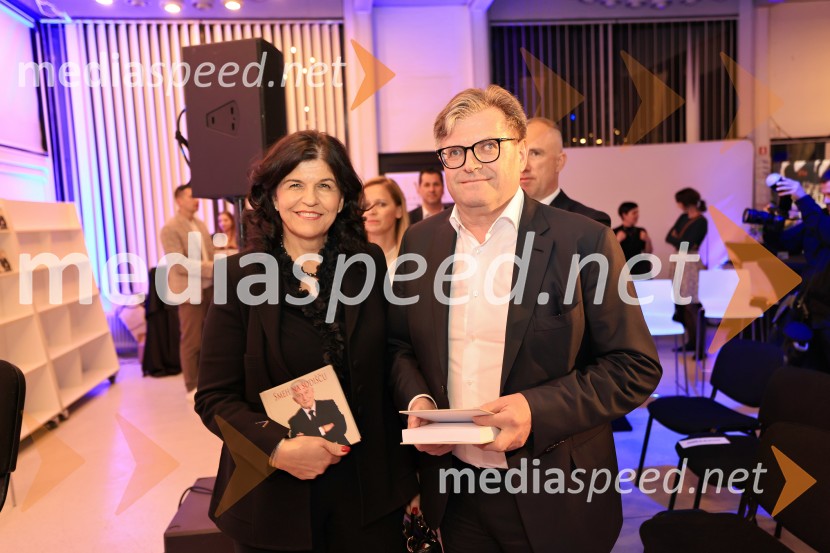  Vesna Južna, lastnica podjetja Lisca;  Dari Južna,  lastnik podjetja LiscaSmeh na sodišču, predstavitev knjige Petra Čeferina