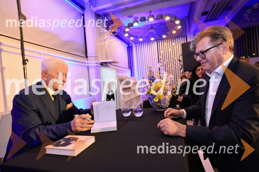  Dari Južna,  lastnik podjetja LiscaSmeh na sodišču, predstavitev knjige Petra Čeferina