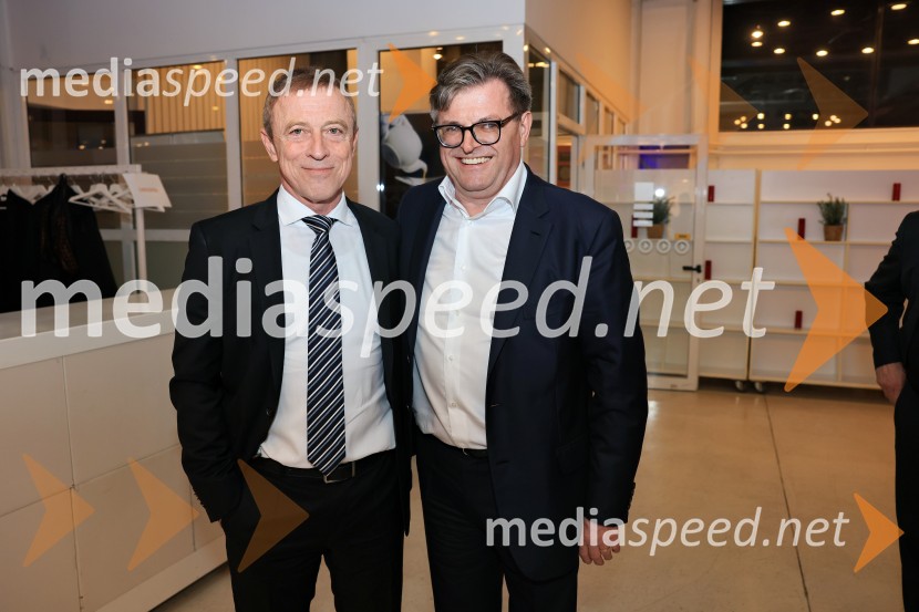  ... ;  Dari Južna,  lastnik podjetja LiscaSmeh na sodišču, predstavitev knjige Petra Čeferina