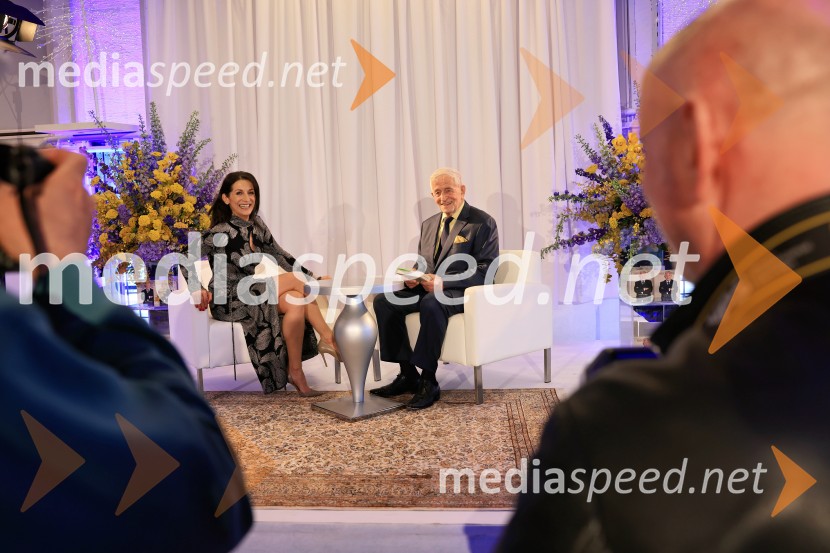  Betka Šuhel Mikolič,  strateško komuniciranje, P&S svetovanje; dr. Peter  Čeferin, pravnik, pisateljSmeh na sodišču, predstavitev knjige Petra Čeferina