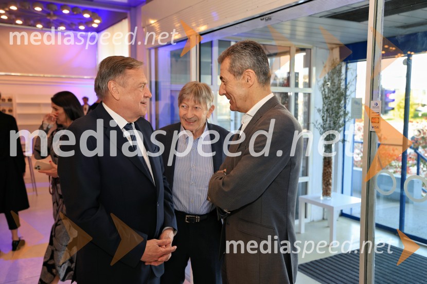  Zoran Janković, župan, Mestna občina Ljubljana;  Geza  Vogrinčič;  Milan Martin Cvikl, ekonomistSmeh na sodišču, predstavitev knjige Petra Čeferina