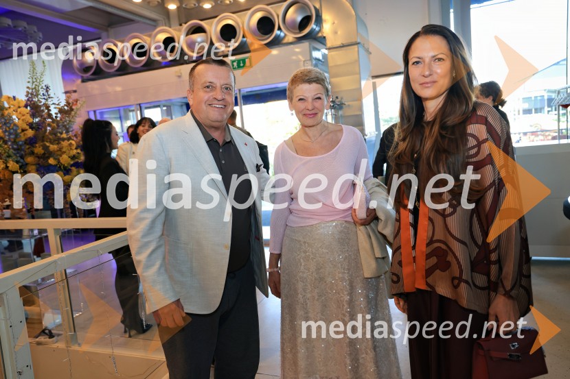  Joc Pečečnik, poslovnež;  Rija Čič;  ... Smeh na sodišču, predstavitev knjige Petra Čeferina