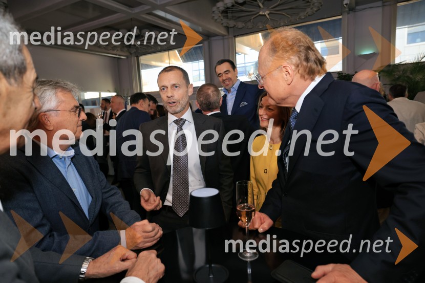 Smeh na sodišču, predstavitev knjige Petra Čeferina