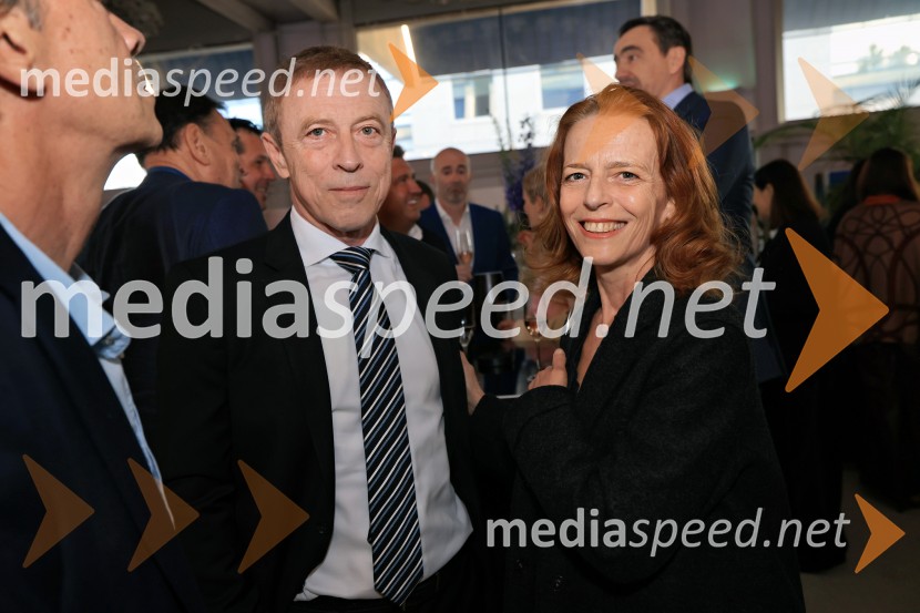 Smeh na sodišču, predstavitev knjige Petra Čeferina