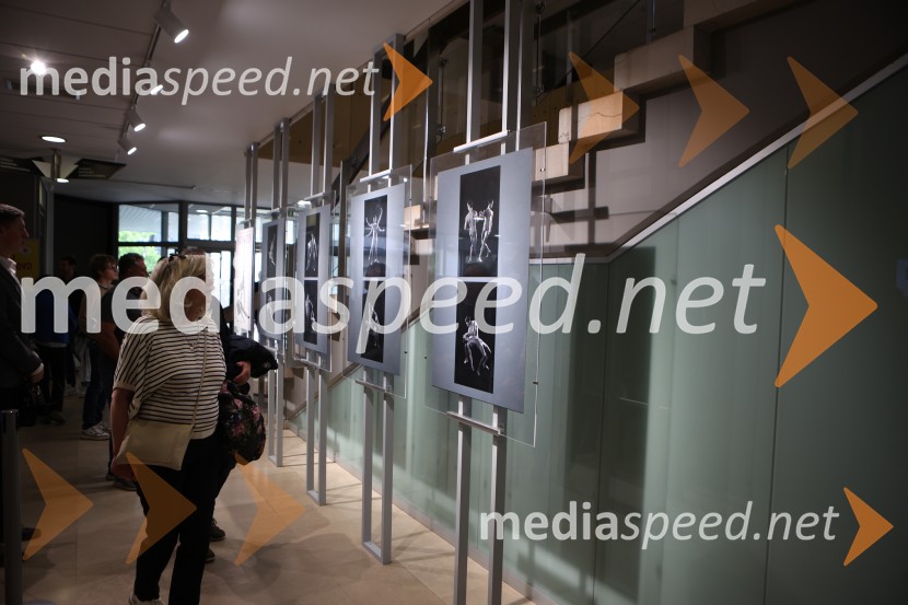 Dialog telesa, odprtje fotografske razstave, Miha Kacafura