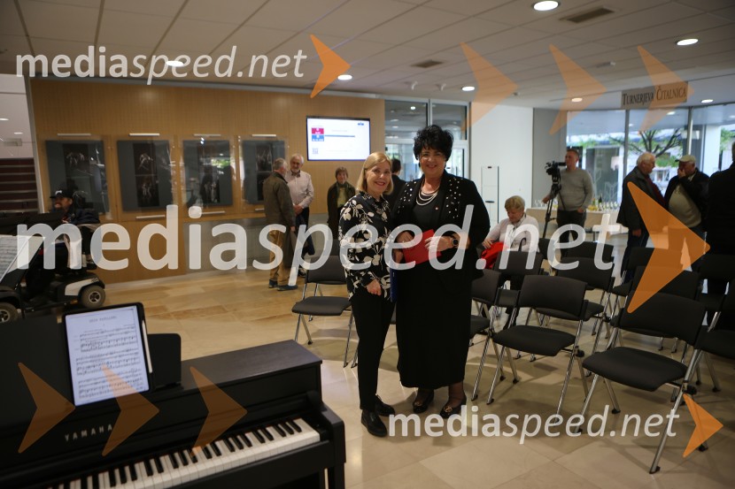 Dialog telesa, odprtje fotografske razstave, Miha Kacafura