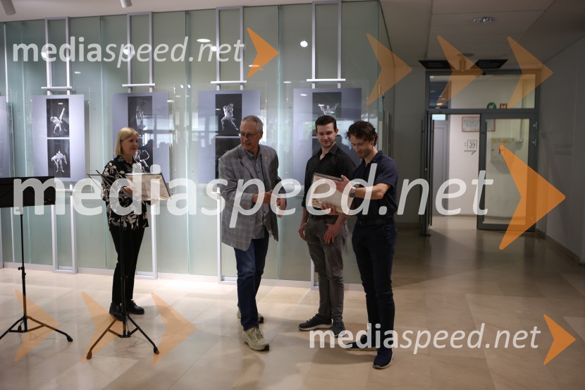 Dialog telesa, odprtje fotografske razstave, Miha Kacafura